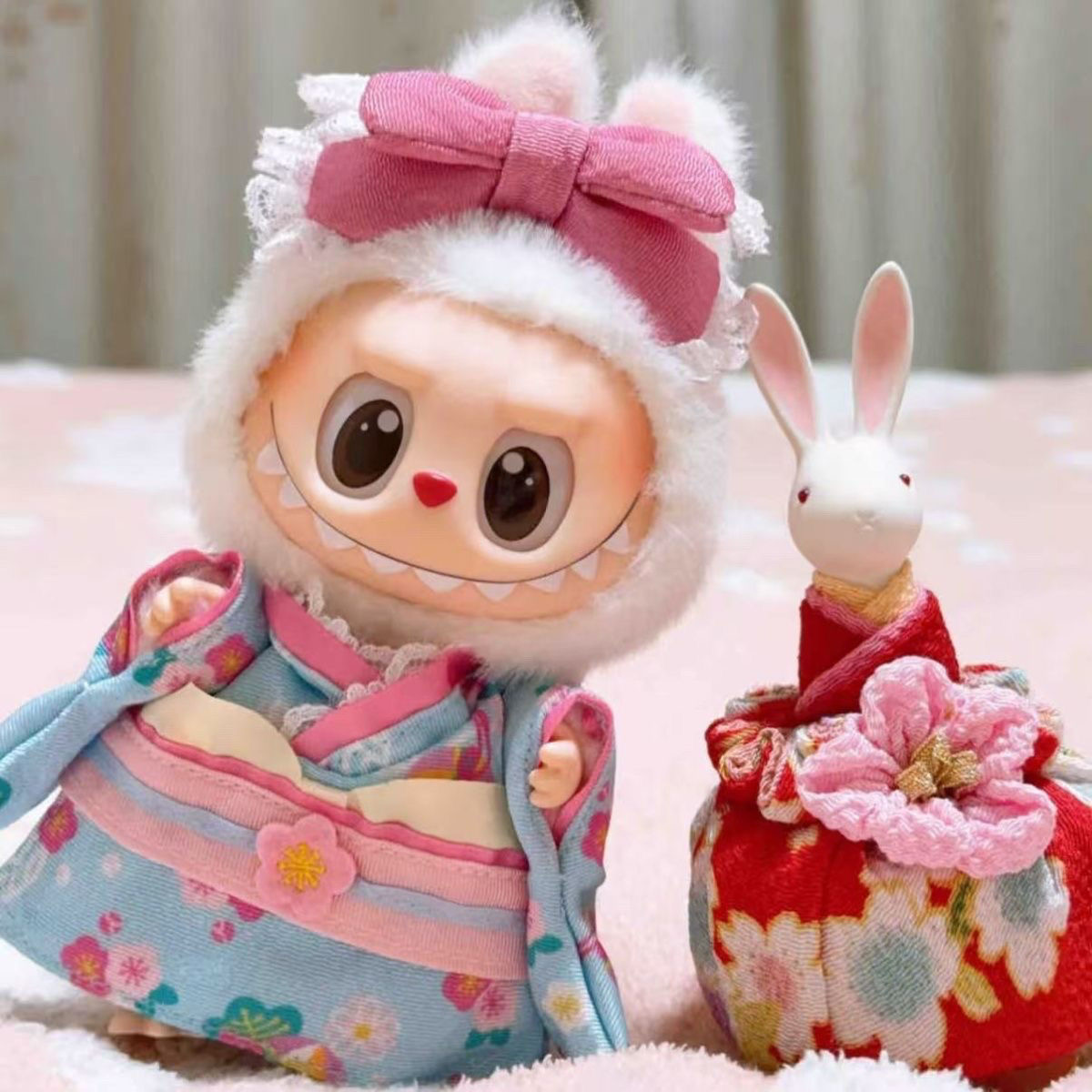 Japan Lifestyle And Culture - Gaya Jepang Berdandan untuk Pakaian Boneka